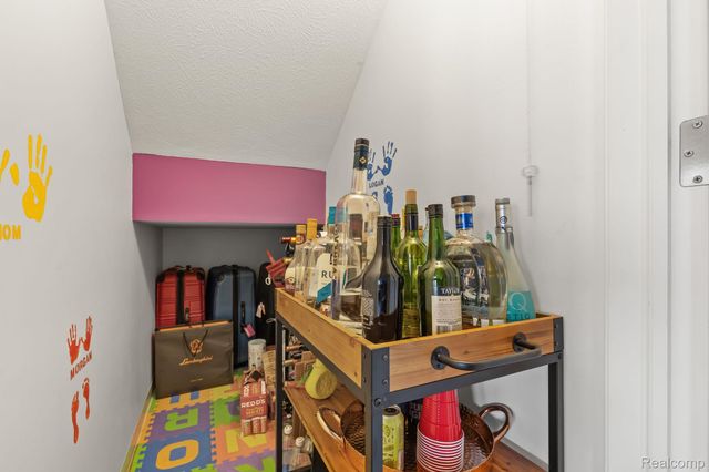 3127 Royal Hannah Drive Ne, Algoma Township, MI 49341