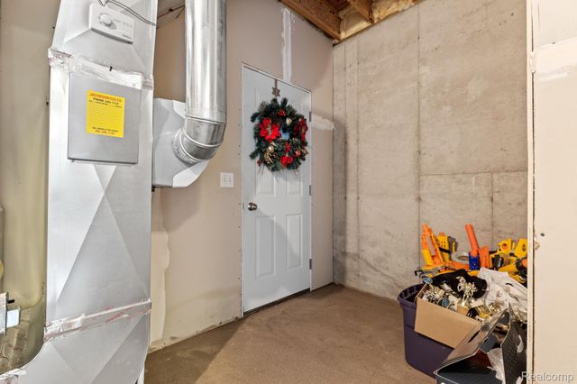 3127 Royal Hannah Drive Ne, Algoma Township, MI 49341