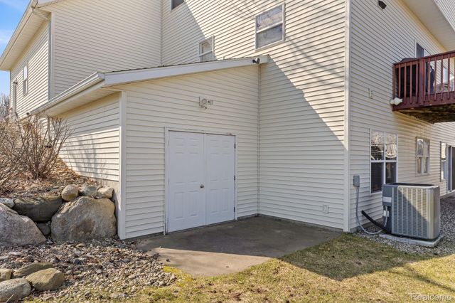 3127 Royal Hannah Drive Ne, Algoma Township, MI 49341