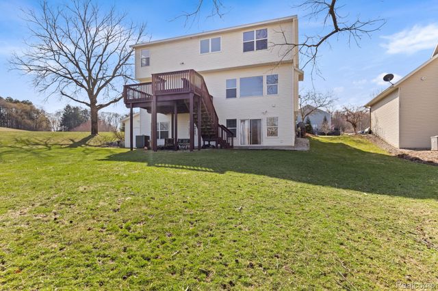 3127 Royal Hannah Drive Ne, Algoma Township, MI 49341