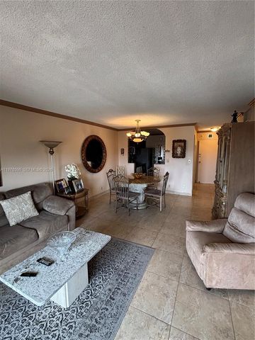 900 NE 18th Ave 1105, Fort Lauderdale, FL 33304