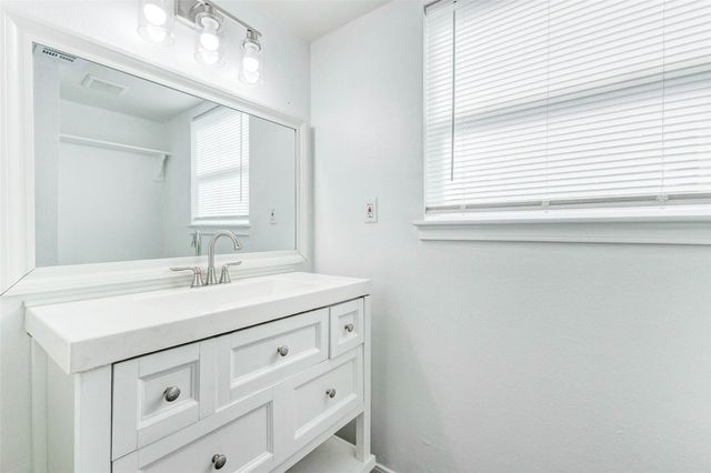 15531 Edenvale Street, Friendswood, TX 77546