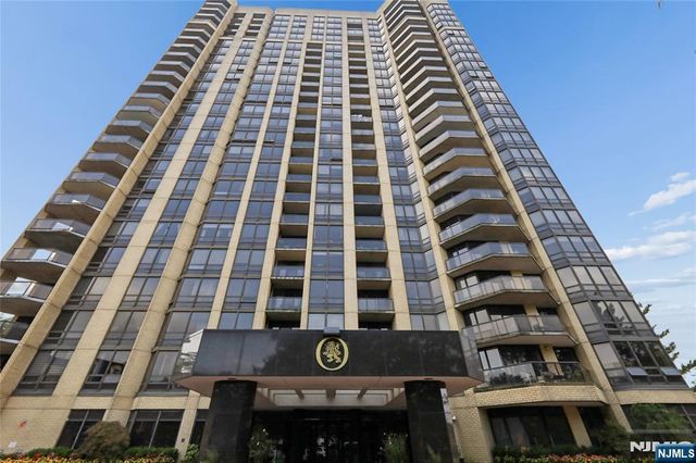 900 Palisade Avenue 20A, Fort Lee, NJ 07024