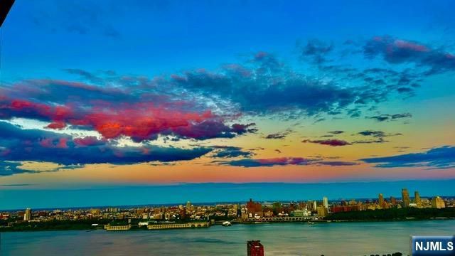 900 Palisade Avenue 20A, Fort Lee, NJ 07024