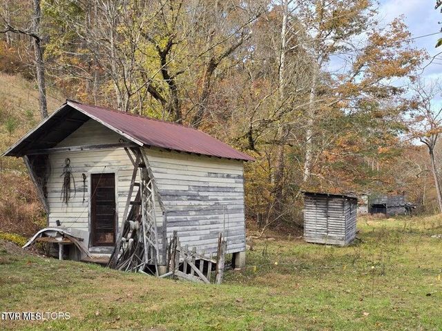 3263 Trents Chapel Road, Sneedville, TN 37869