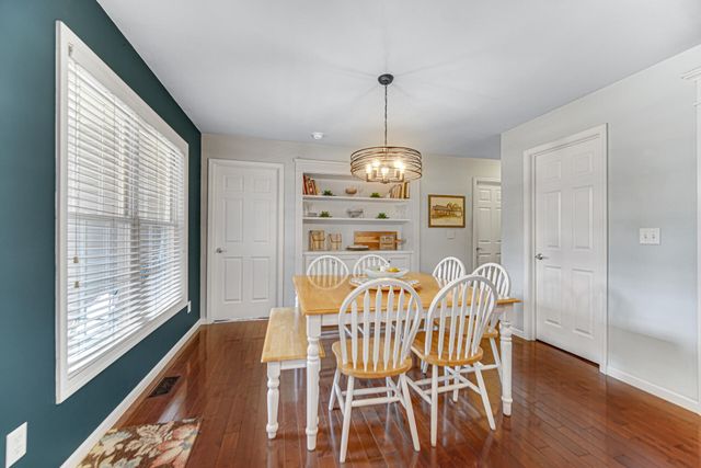 1806 Washington Street, Valparaiso, IN 46383