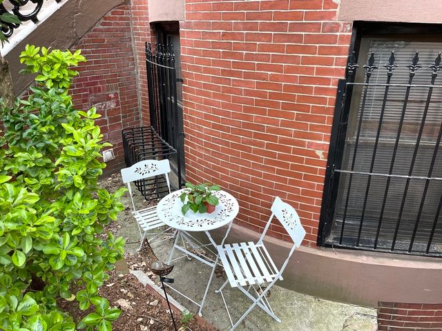 81 E Brookline St 1, Boston, MA 02446