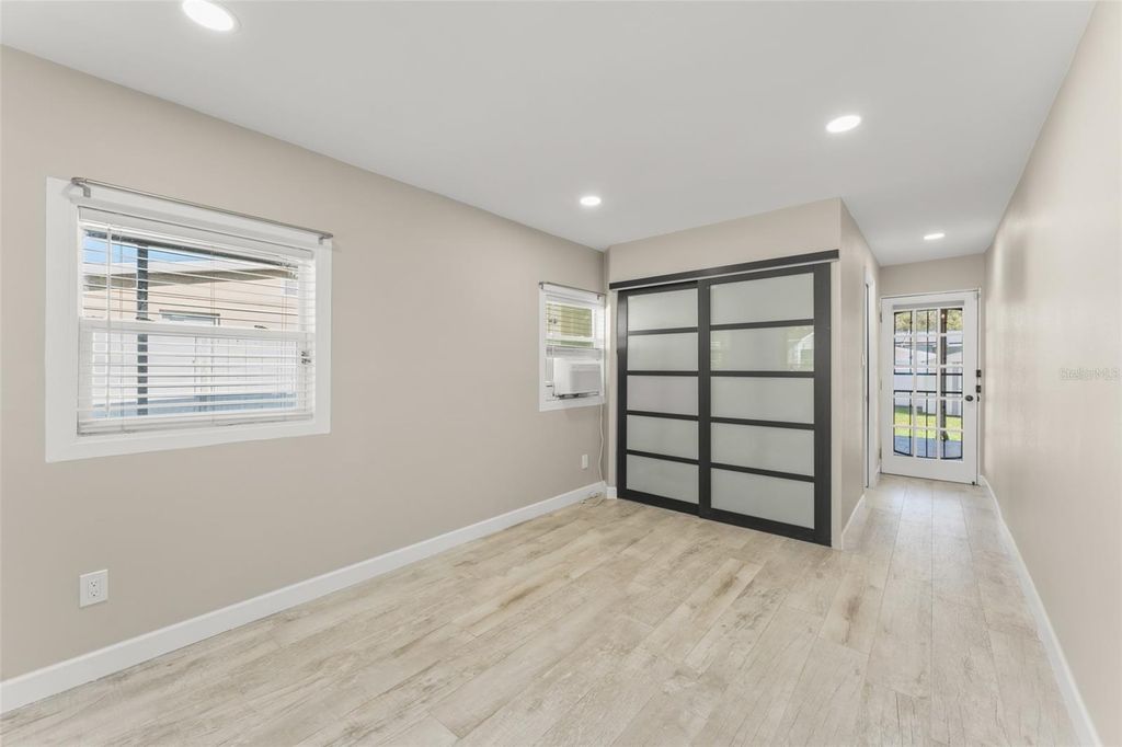 Image 11 of property listing at 7727 PERUGIA AVENUE, Orlando, FL 32819