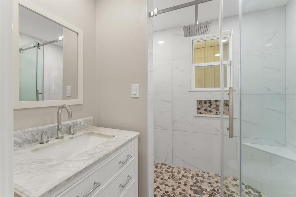 Image 14 of property listing at 7727 PERUGIA AVENUE, Orlando, FL 32819