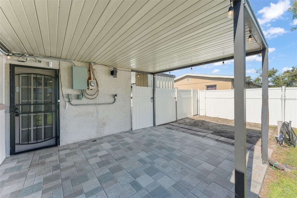 Image 28 of property listing at 7727 PERUGIA AVENUE, Orlando, FL 32819