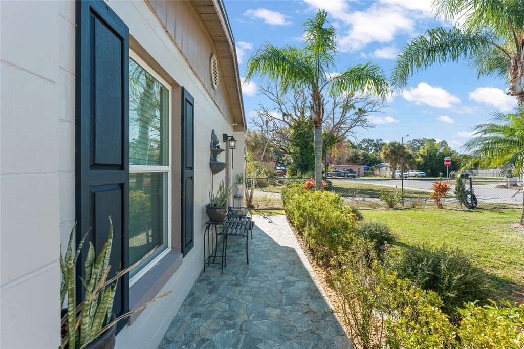 Image 31 of property listing at 7727 PERUGIA AVENUE, Orlando, FL 32819