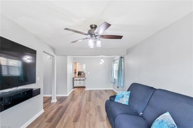 1721 Joplin LN, Virginia Beach, VA 23464