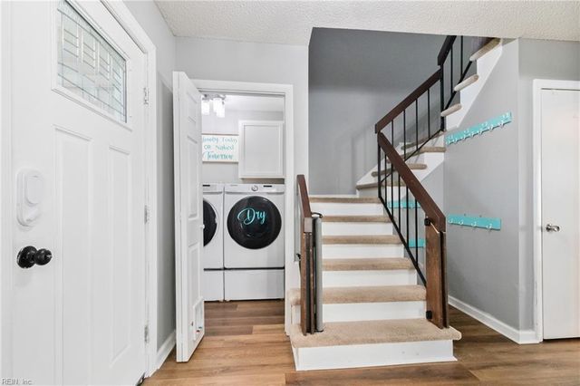 1721 Joplin LN, Virginia Beach, VA 23464