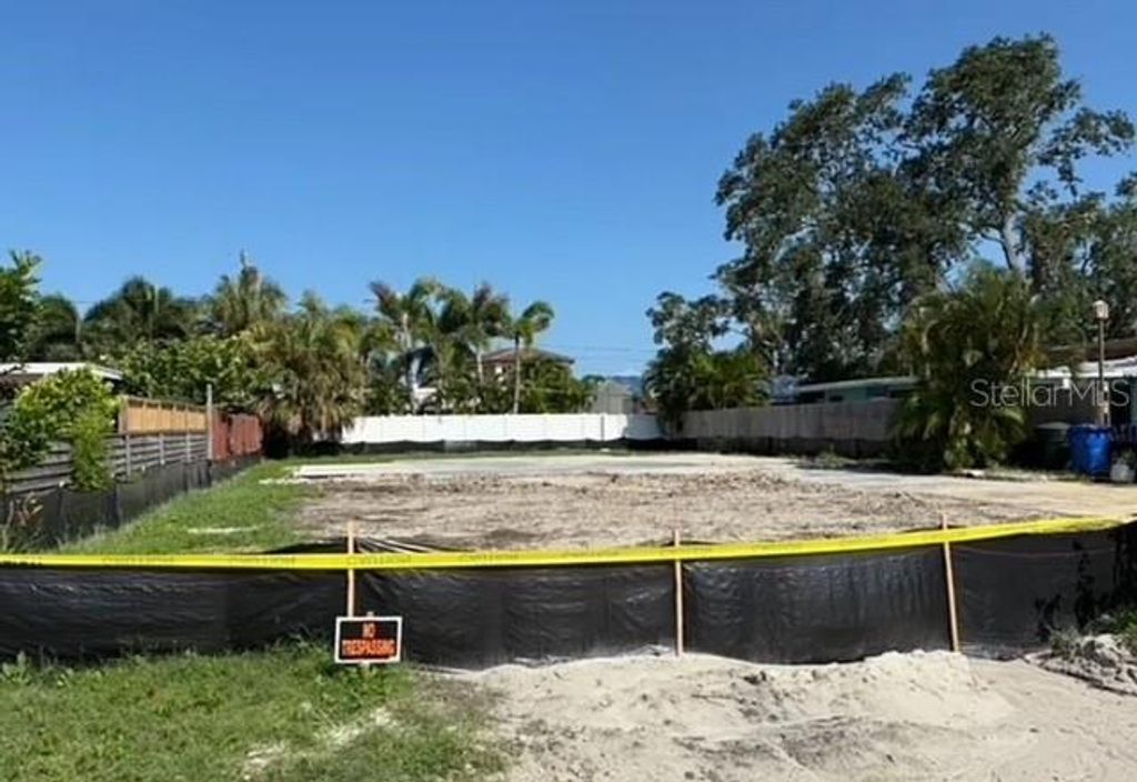 2482 TRADE WINDS DRIVE, Dunedin, FL 34698
