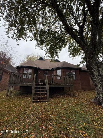 4848 Alden Lake Drive, Horn Lake, MS 38637