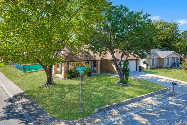 201 Anhalt, New Braunfels, TX 78130