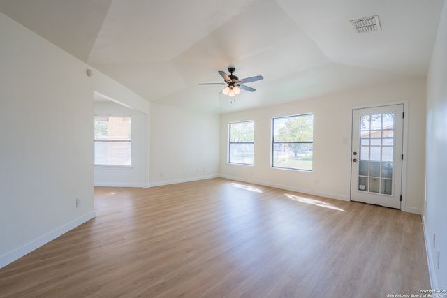 201 Anhalt, New Braunfels, TX 78130