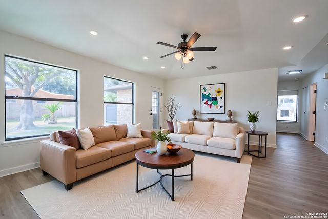 201 Anhalt, New Braunfels, TX 78130