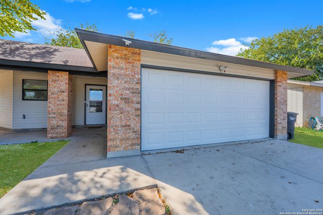 201 Anhalt, New Braunfels, TX 78130