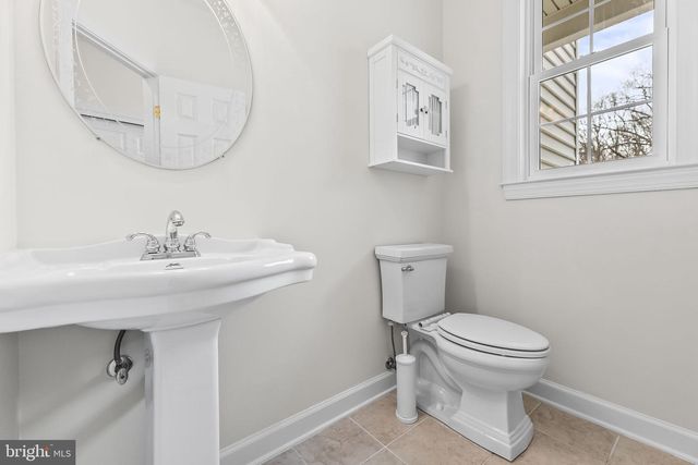 9290 GUNSTON RD, Welcome, MD 20693