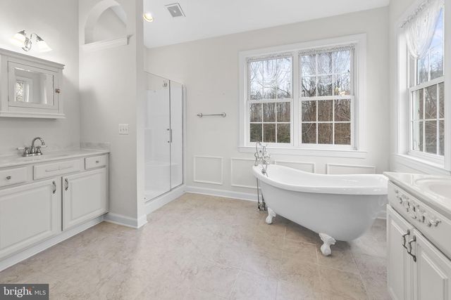 9290 GUNSTON RD, Welcome, MD 20693