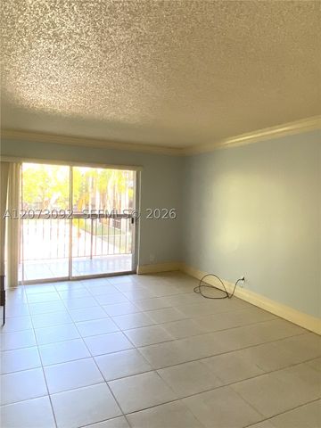 7020 Nova Dr 209D, Davie, FL 33317
