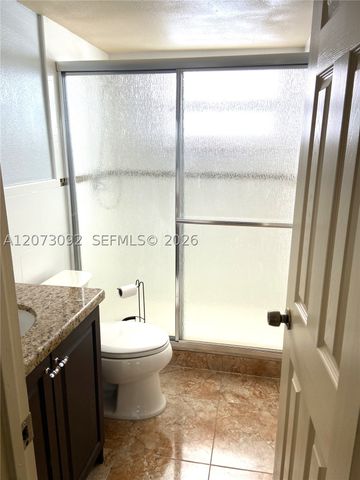 7020 Nova Dr 209D, Davie, FL 33317