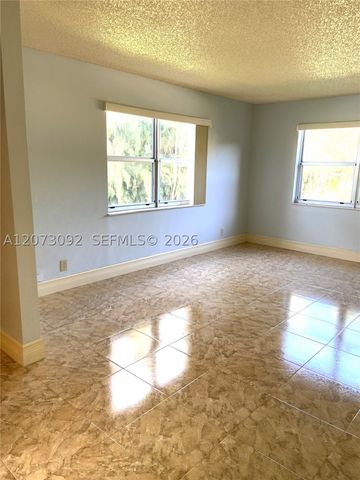7020 Nova Dr 209D, Davie, FL 33317