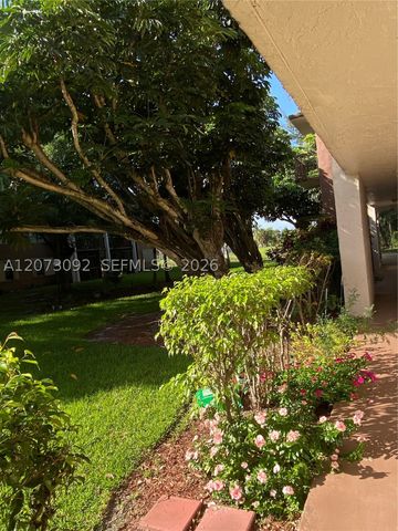 7020 Nova Dr 209D, Davie, FL 33317