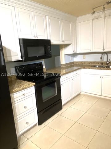 7020 Nova Dr 209D, Davie, FL 33317