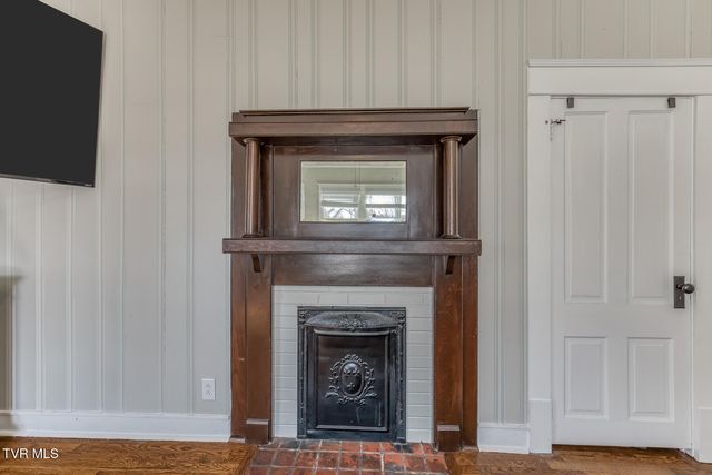 1036 Tennessee 91, Elizabethton, TN 37643