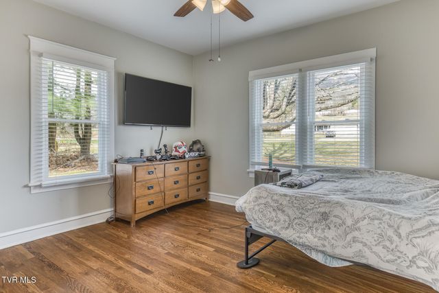 1036 Tennessee 91, Elizabethton, TN 37643