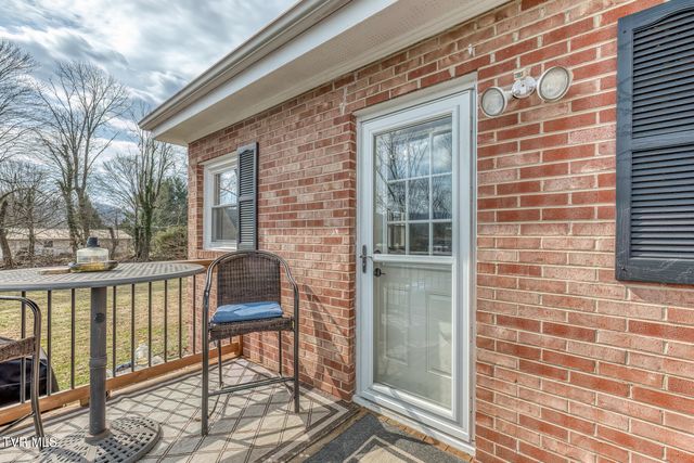 1036 Tennessee 91, Elizabethton, TN 37643