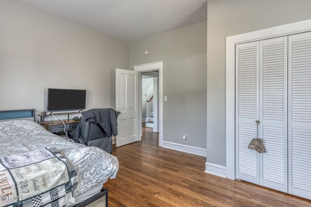 1036 Tennessee 91, Elizabethton, TN 37643