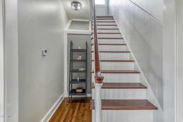 1036 Tennessee 91, Elizabethton, TN 37643