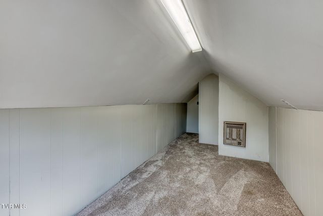 1036 Tennessee 91, Elizabethton, TN 37643