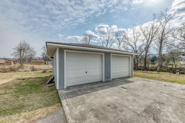 1036 Tennessee 91, Elizabethton, TN 37643