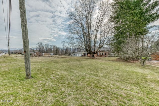 1036 Tennessee 91, Elizabethton, TN 37643