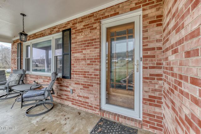 1036 Tennessee 91, Elizabethton, TN 37643