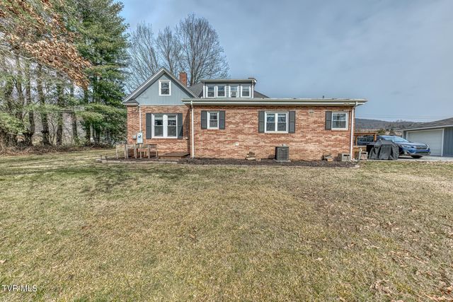 1036 Tennessee 91, Elizabethton, TN 37643