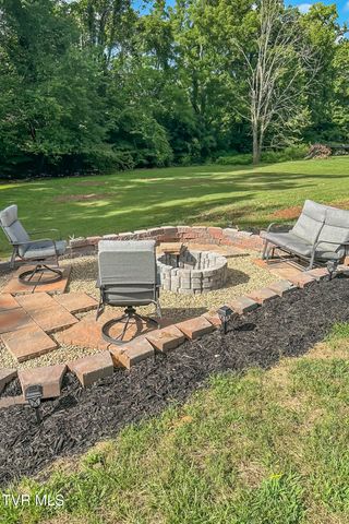 1036 Tennessee 91, Elizabethton, TN 37643