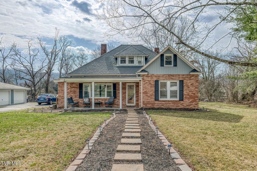 1036 Tennessee 91, Elizabethton, TN 37643