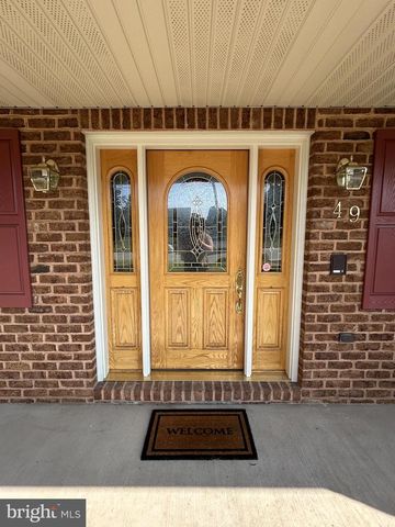 49 HILLSIDE RD, Hanover, PA 17331