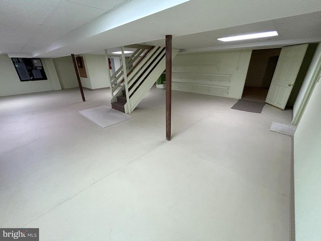 49 HILLSIDE RD, Hanover, PA 17331