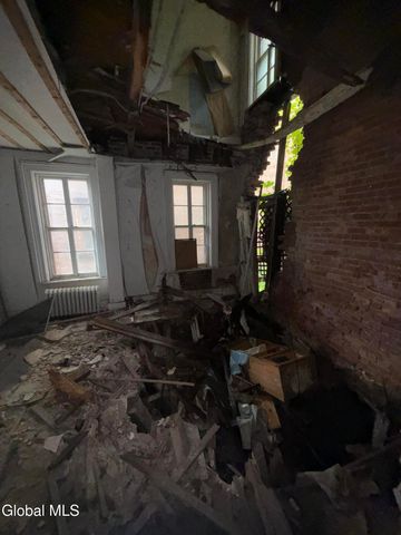 16.5 Washington Street, Rensselaer, NY 12144