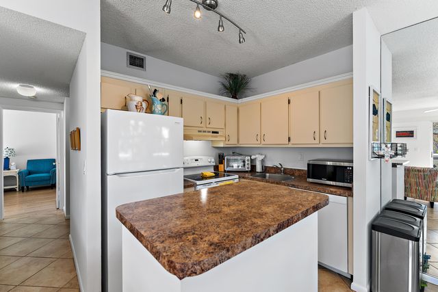 353 S Us Hwy 1 B8, Jupiter, FL 33477