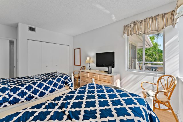 353 S Us Hwy 1 B8, Jupiter, FL 33477