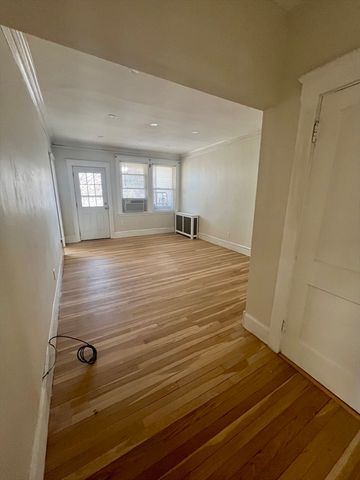 26 Chiswick Rd 13, Boston, MA 02135
