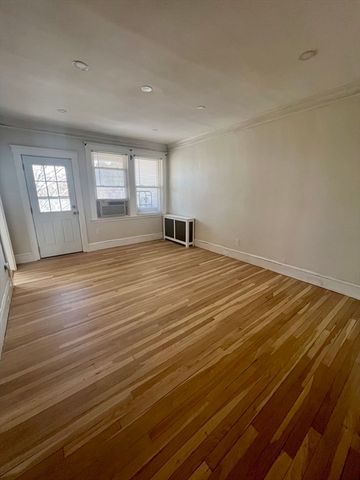 26 Chiswick Rd 13, Boston, MA 02135