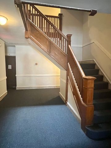 26 Chiswick Rd 13, Boston, MA 02135